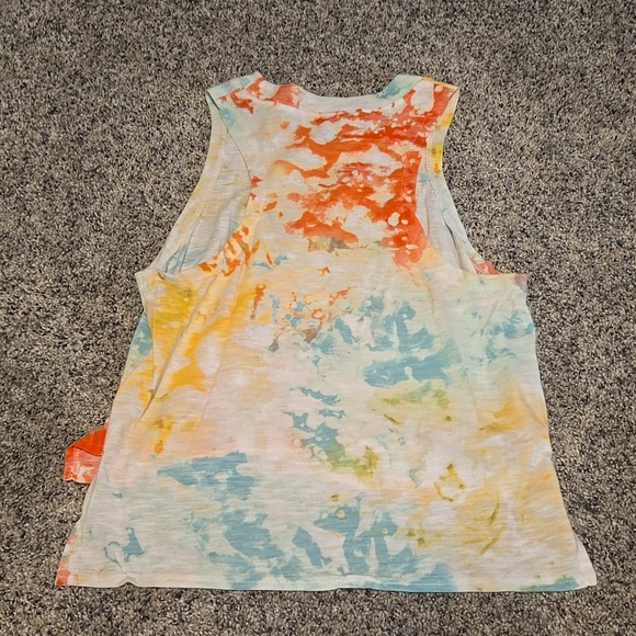 Clothes - Picture 2 of 2